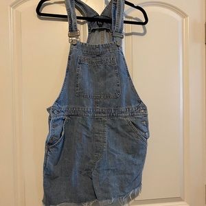 Gap denim overall shorts